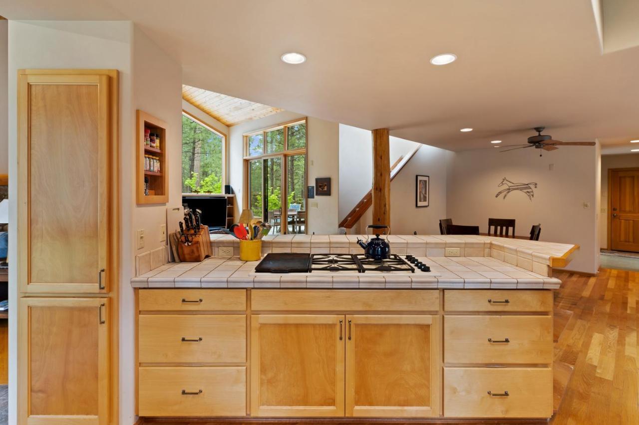 Glaze Meadow 376 Home Black Butte Ranch Extérieur photo